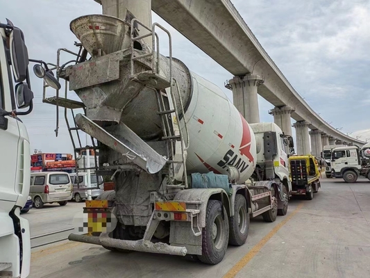 Xe trộn bê tông đã qua sử dụng SANY 12 khối gắn SY412C-8S với động cơ Hino