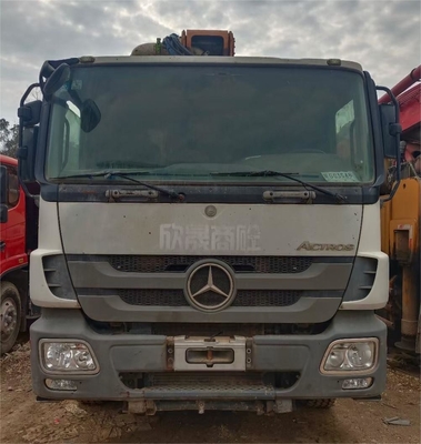 2012 ZoomLion 49M xe tải bơm bê tông sử dụng trong khung xe Benz